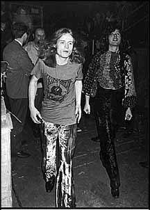 JPJ and JP leave the stage